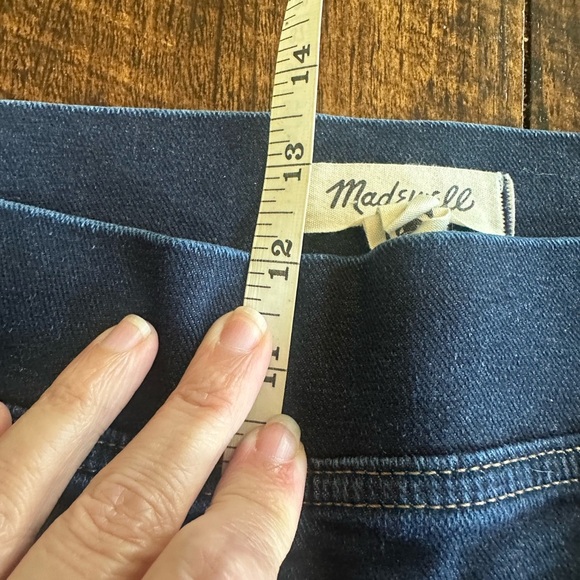 Madewell | Roadtripper Pull-On Jeggings in Everman Wash, Size 31 - Picture 6 of 9